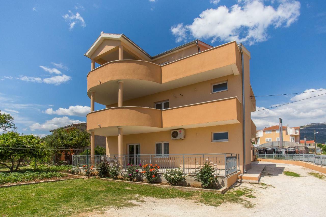 Apartman Visic 1692 Kaštela Exterior foto